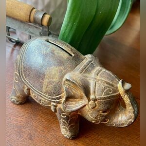 Vintage ElephantPiggy Bank